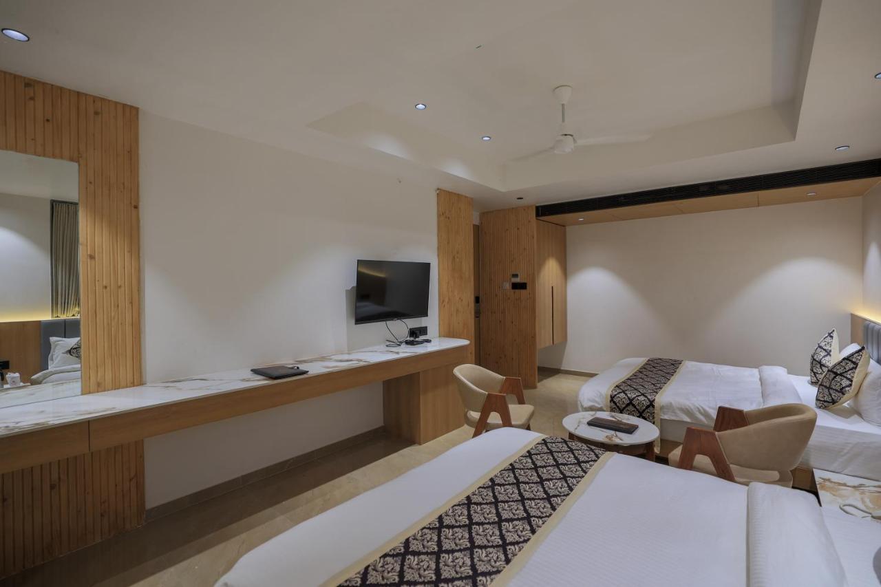 Hotel Aditya Mansingh Inn Somnāth Dış mekan fotoğraf