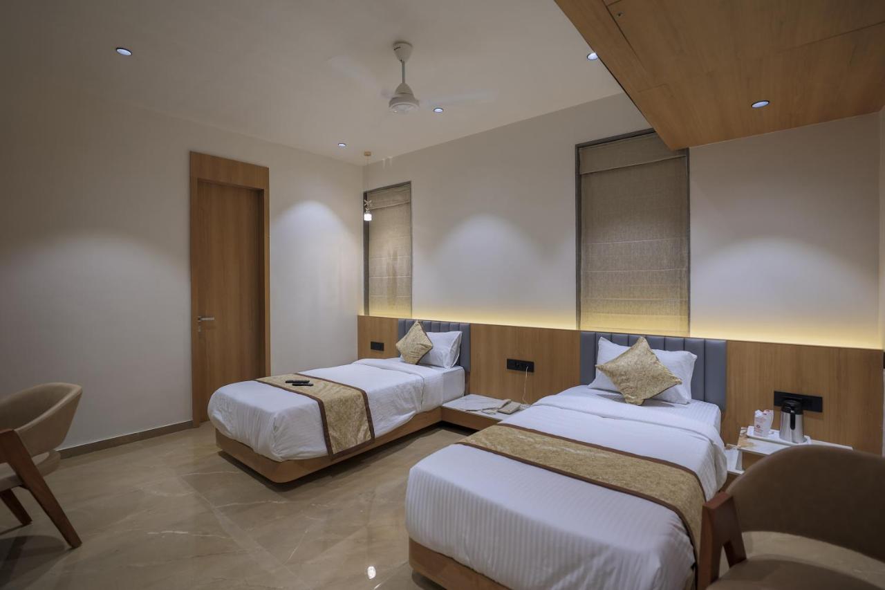 Hotel Aditya Mansingh Inn Somnāth Dış mekan fotoğraf