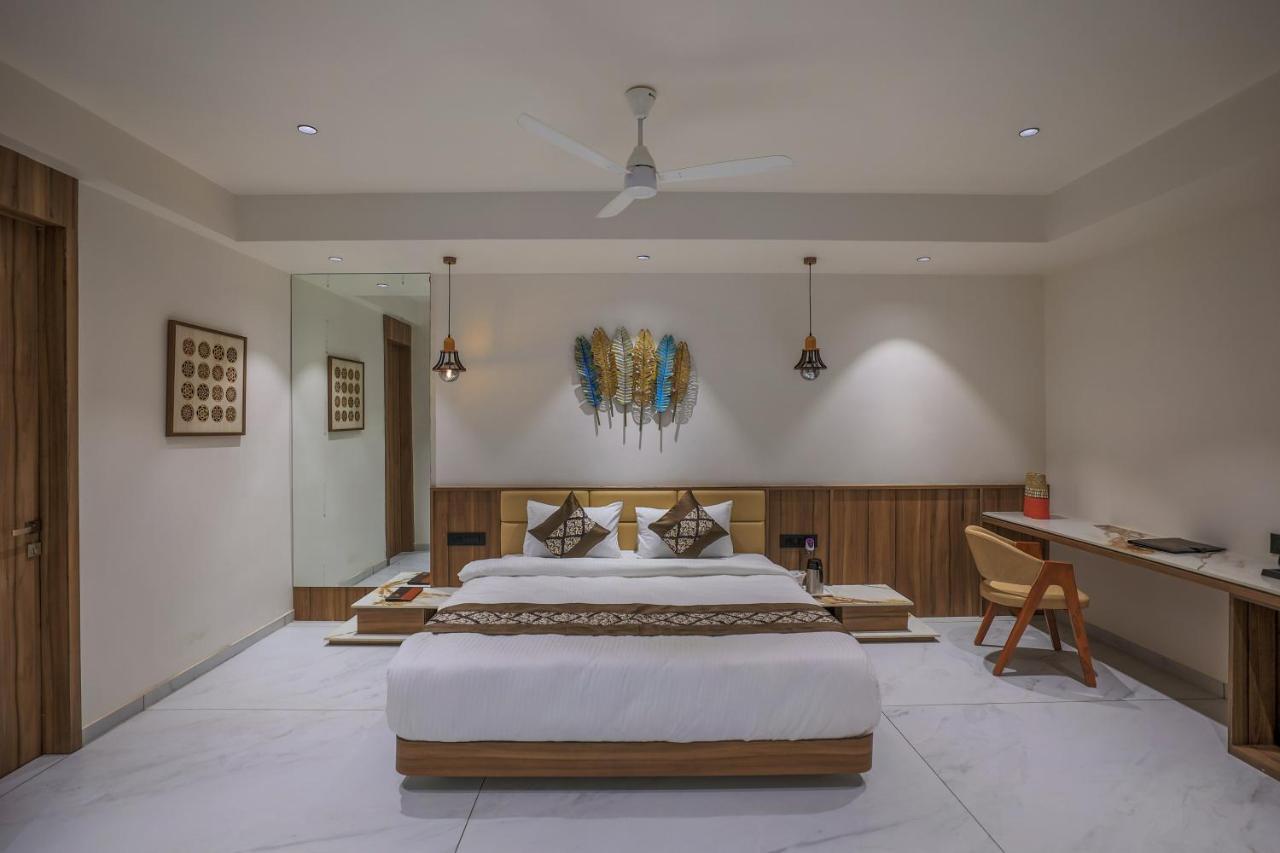 Hotel Aditya Mansingh Inn Somnāth Dış mekan fotoğraf