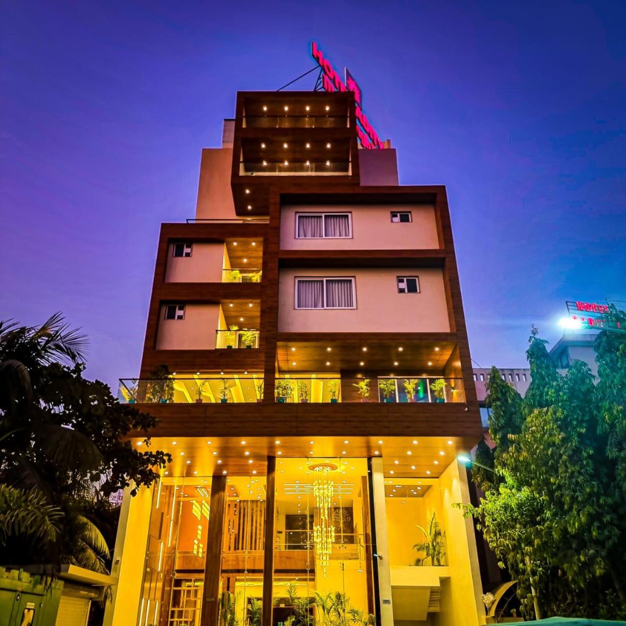 Hotel Aditya Mansingh Inn Somnāth Dış mekan fotoğraf